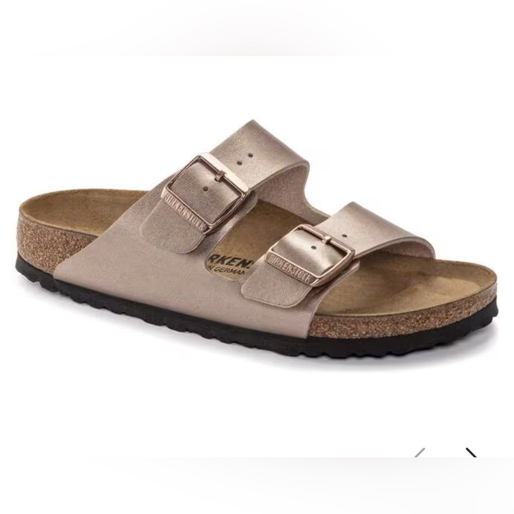 BIRKENSTOCK Arizona- Copper - Sz 40 
Well loved!!